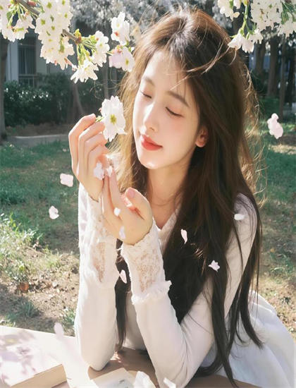 《我的小马驹：最棒的礼物》美学价值分析：艺术美感与审美特征探讨